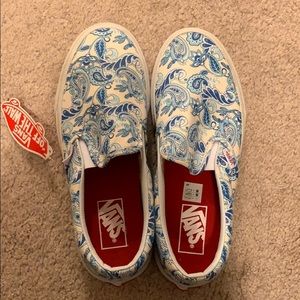 Vans slip ons women’s 8